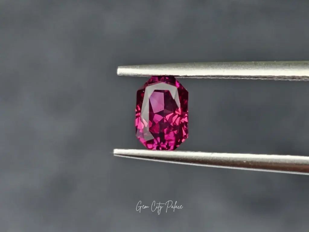 Natural Pink Sapphire [NPS003]