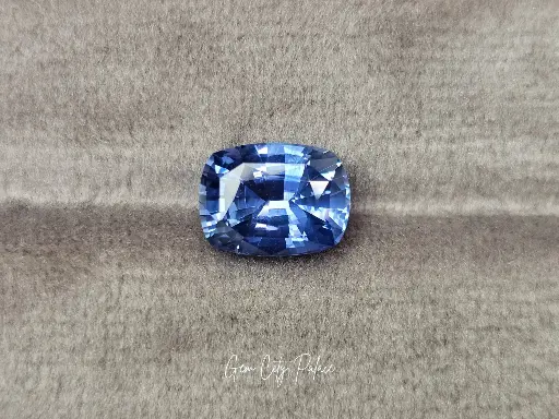 [BS014] Natural Royal Blue Sapphire [BS014]